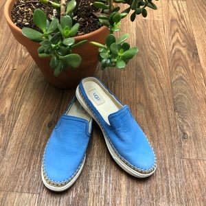 Ugg slip on, leather flats, size 8.5 EUC ☀️